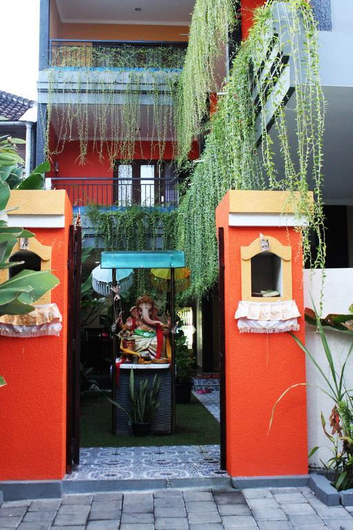 Rena Segara House Kuta Hotel Kuta  Exterior photo