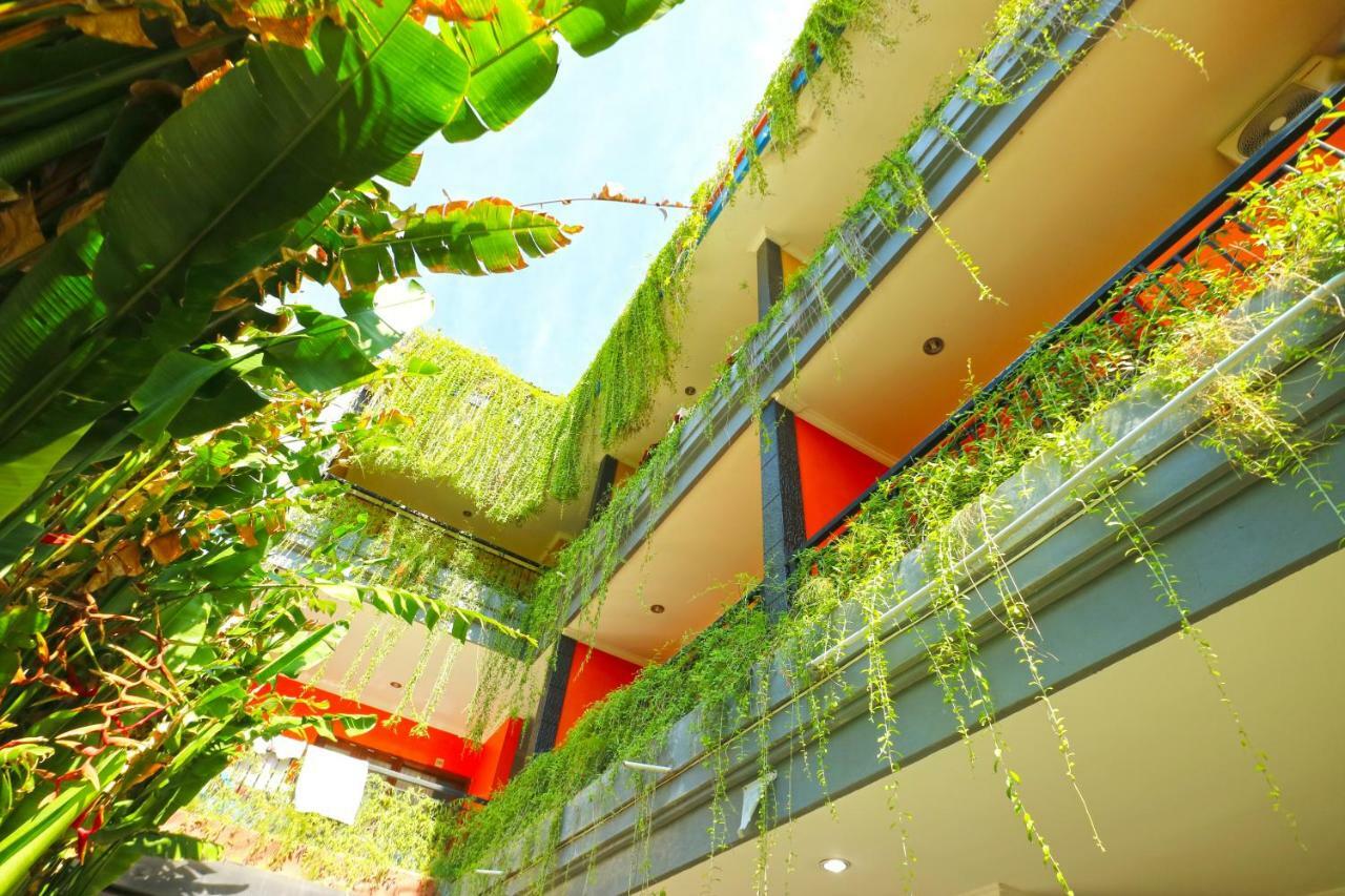 Rena Segara House Kuta Hotel Kuta  Exterior photo